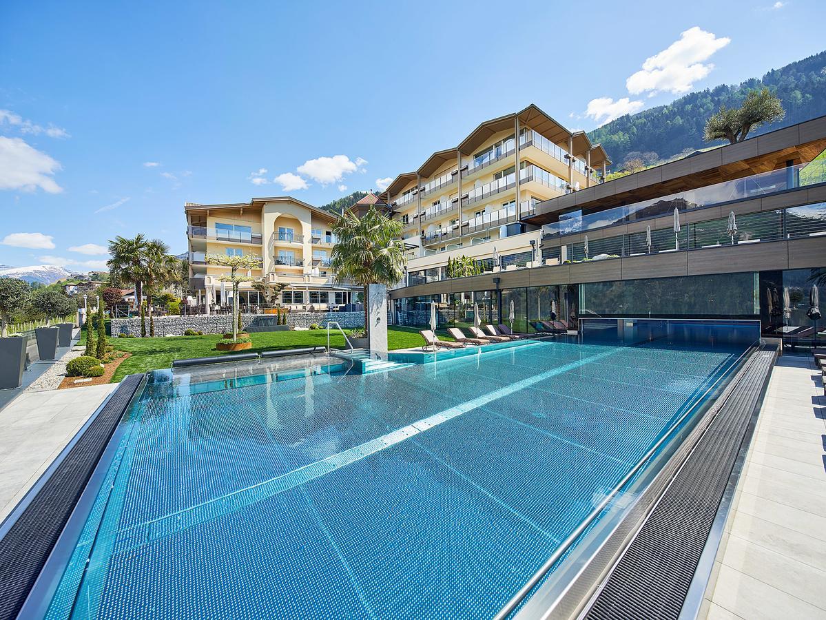 Hotel Das Sonnenparadies Schenna Bagian luar foto